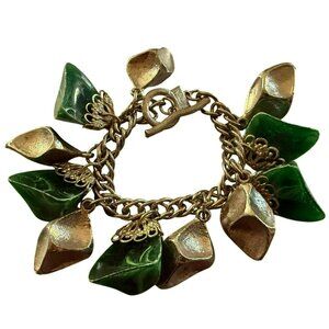 Vintage Brushed Silver Tone Chunky Bracelet With Green Lucite Charms 7 Inches